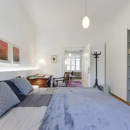 Center With Parking Appartement Ljubljana