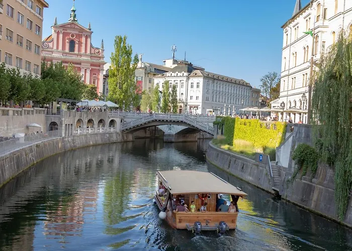 Center With Parking Appartement Ljubljana