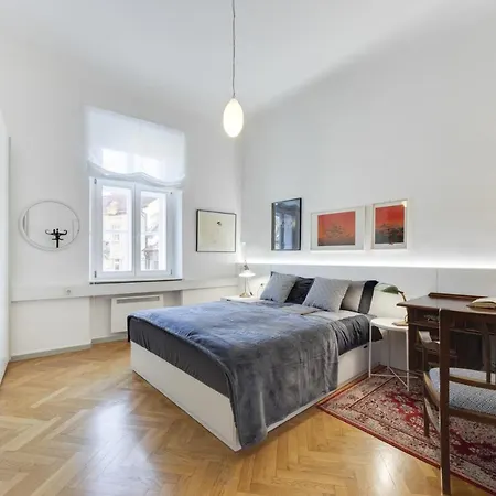 Apartamento Center With Parking