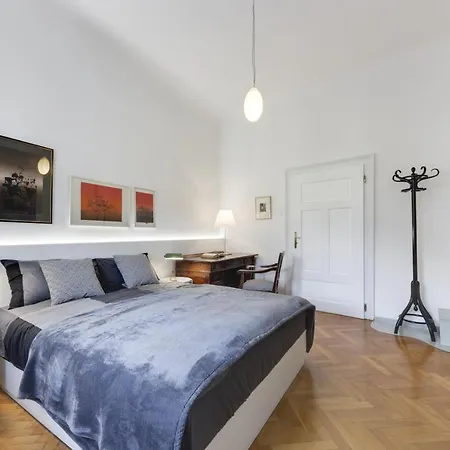 Center With Parking * Liubliana