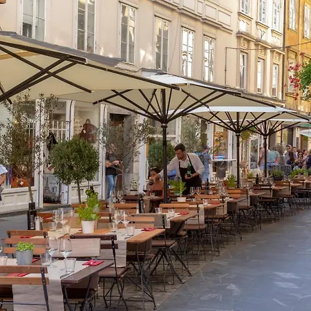 Center With Parking Lubiana