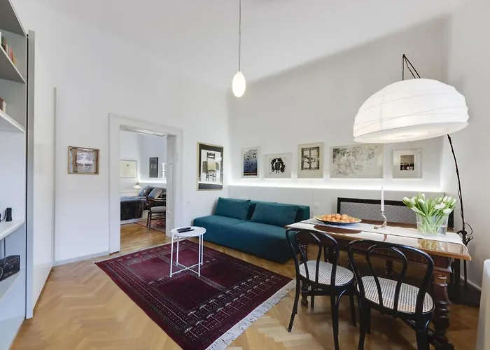 Center With Parking ليوبليانا