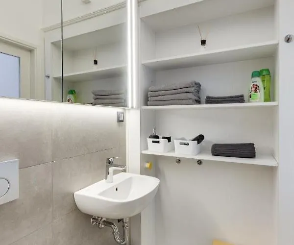 Center With Parking ليوبليانا